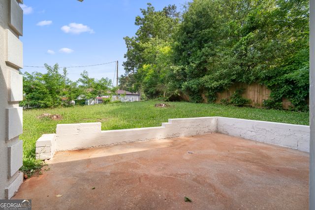 51 Pine Avenue, Commerce, GA 30529