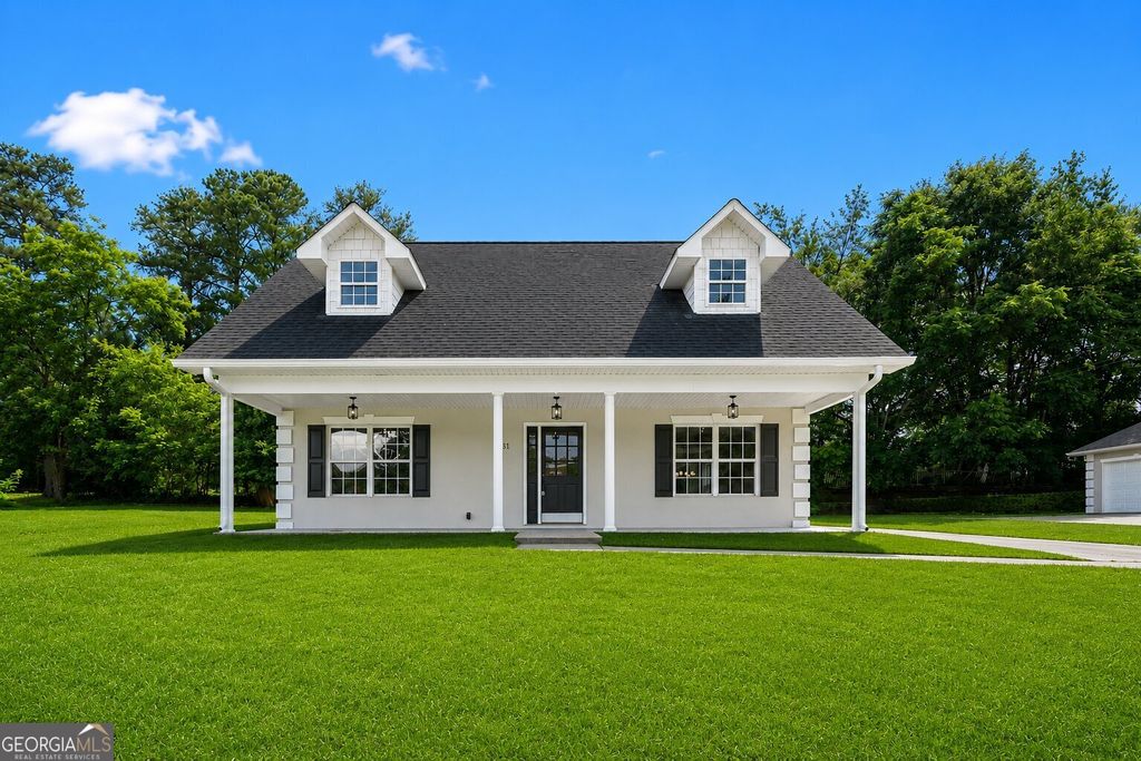 51 Pine Avenue, Commerce, GA 30529