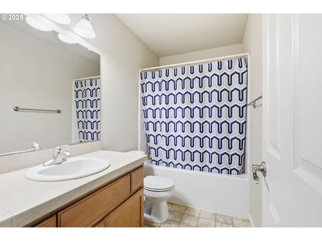 8013 Ne 35TH Ave, Vancouver, WA 98665