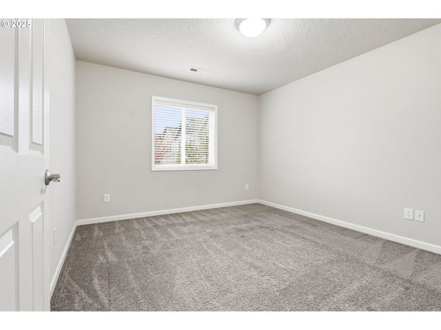 8013 Ne 35TH Ave, Vancouver, WA 98665