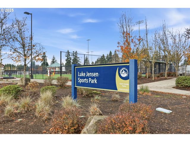 8013 Ne 35TH Ave, Vancouver, WA 98665