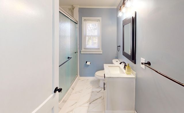 176 E Grand Avenue, Fox Lake, IL 60020