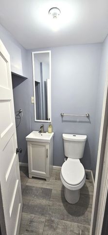 176 E Grand Avenue, Fox Lake, IL 60020