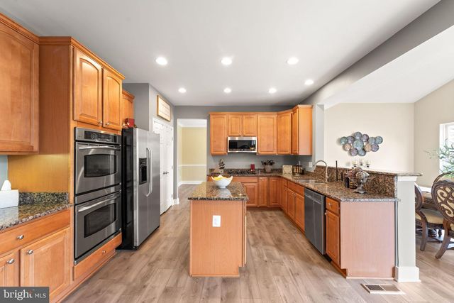 14213 SHARPSHINNED DR, Gainesville, VA 20155