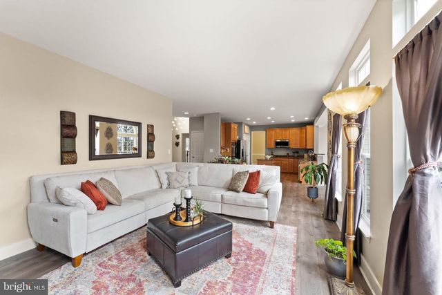 14213 SHARPSHINNED DR, Gainesville, VA 20155