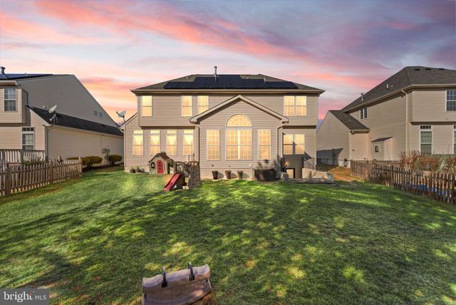 14213 SHARPSHINNED DR, Gainesville, VA 20155