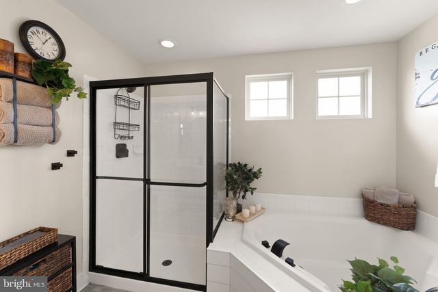 14213 SHARPSHINNED DR, Gainesville, VA 20155