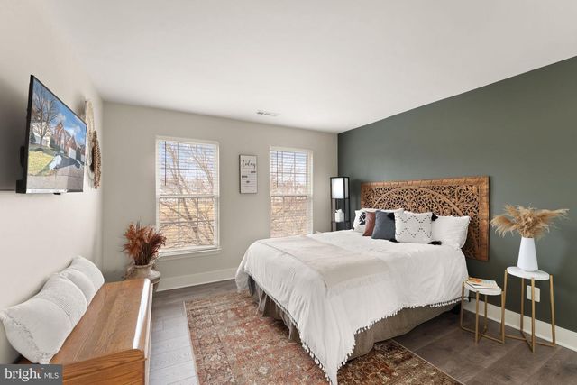 14213 SHARPSHINNED DR, Gainesville, VA 20155