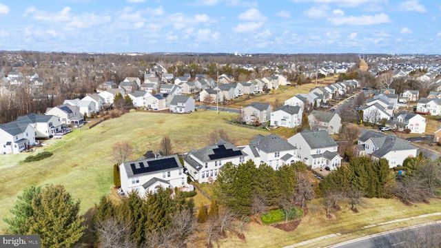 14213 SHARPSHINNED DR, Gainesville, VA 20155