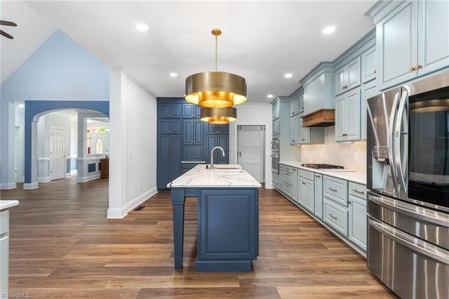 150 Serenity Pointe Drive, Kernersville, NC 27284