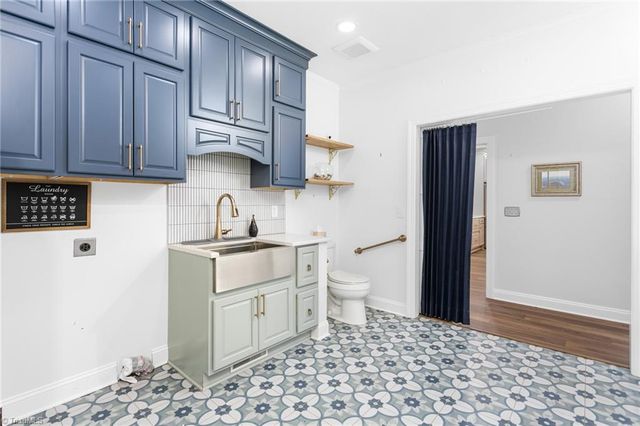 150 Serenity Pointe Drive, Kernersville, NC 27284