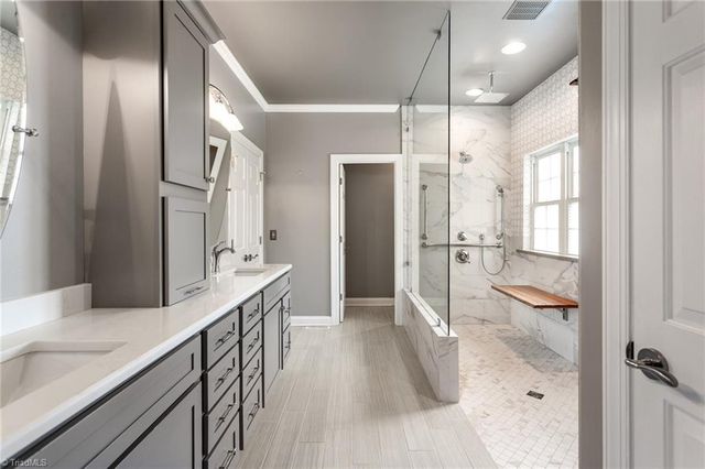 150 Serenity Pointe Drive, Kernersville, NC 27284