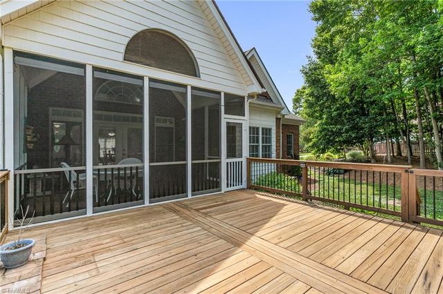 150 Serenity Pointe Drive, Kernersville, NC 27284