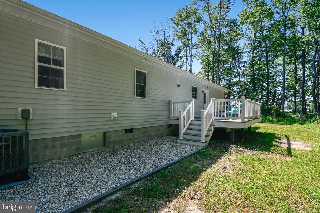 Image 43 of property listing at 11006 MUMFORD RD, Bishopville, MD 21813