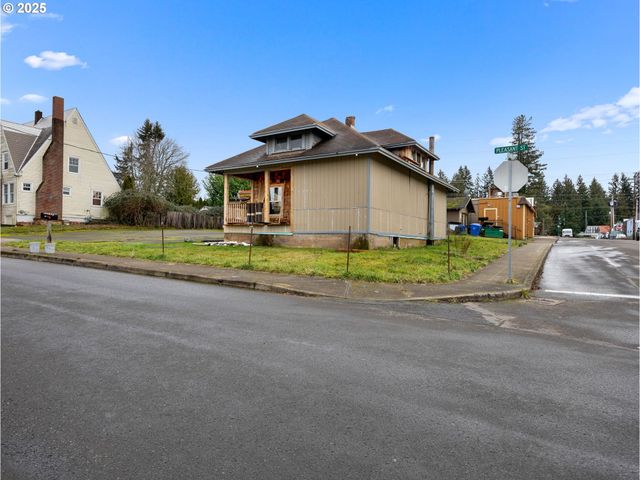 39355 PROCTOR Blvd, Sandy, OR 97055