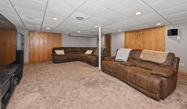 540 Mccarthy DRIVE S, Hartford, WI 53027