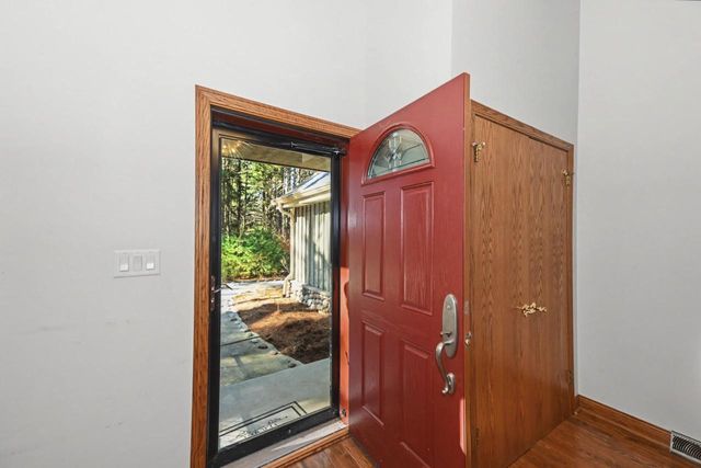 540 Mccarthy DRIVE S, Hartford, WI 53027