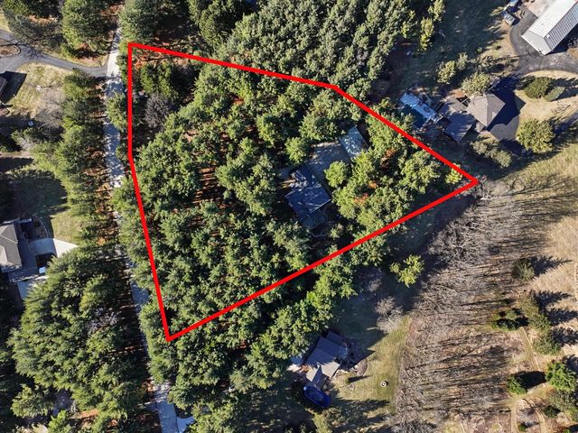 540 Mccarthy DRIVE S, Hartford, WI 53027