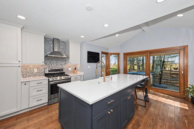 540 Mccarthy DRIVE S, Hartford, WI 53027