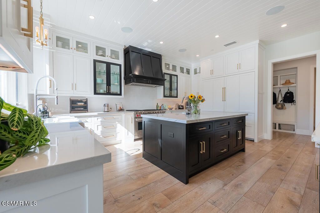 224 Lake Sherwood Drive, Lake Sherwood, CA 91361 — photo 4