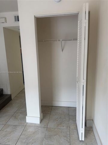 2272 NW 52nd Ave 2272, Lauderhill, FL 33313