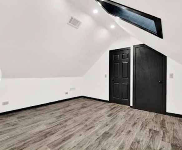 4728 N Kennicott Avenue 2, Chicago, IL 60630