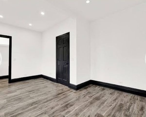 4728 N Kennicott Avenue 2, Chicago, IL 60630