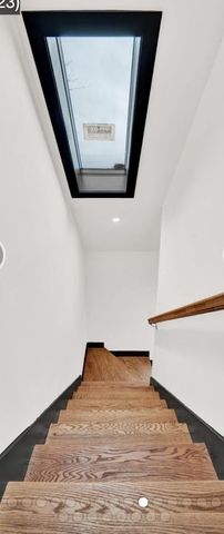 4728 N Kennicott Avenue 2, Chicago, IL 60630