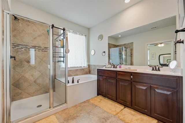 2505 Lavender Lane, Glenn Heights, TX 75154