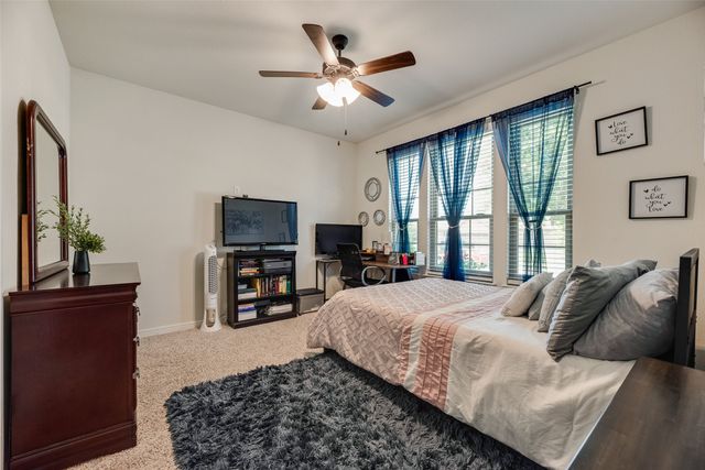 2505 Lavender Lane, Glenn Heights, TX 75154