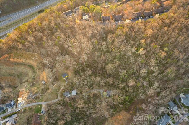 9999 Weaver Hill Road, Asheville, NC 28805