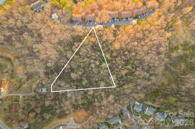 9999 Weaver Hill Road, Asheville, NC 28805