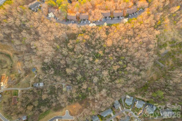 9999 Weaver Hill Road, Asheville, NC 28805