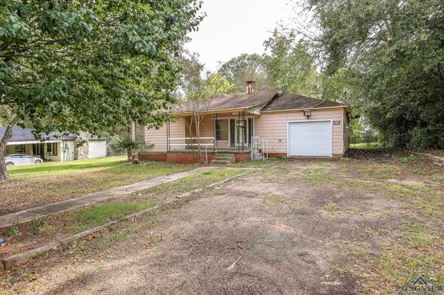 1320 E 4TH ST, Mount Pleasant, TX 75455