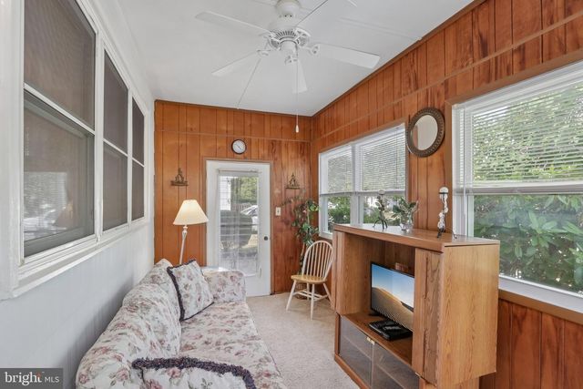 110 HAVERFORD AVE, Cape May, NJ 08204