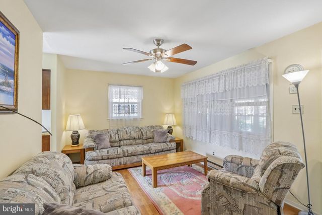 110 HAVERFORD AVE, Cape May, NJ 08204