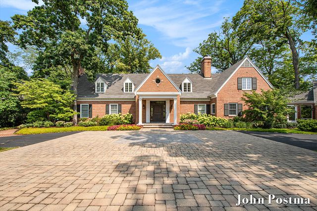 2929 Bonnell Avenue, East Grand Rapids, MI 49506