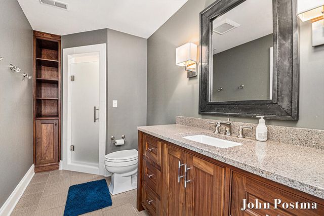 2929 Bonnell Avenue, East Grand Rapids, MI 49506