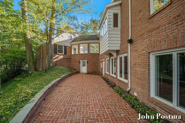 2929 Bonnell Avenue, East Grand Rapids, MI 49506