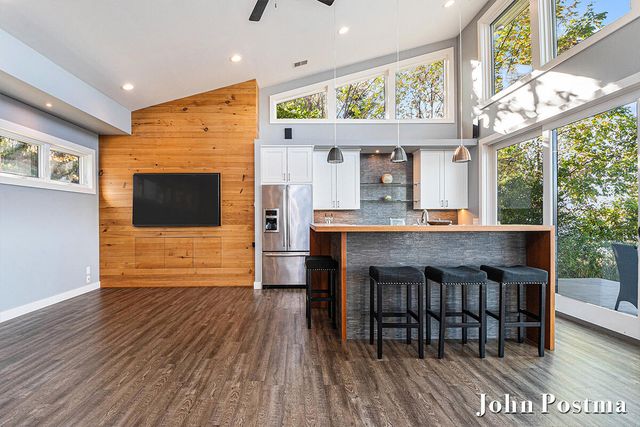 2929 Bonnell Avenue, East Grand Rapids, MI 49506