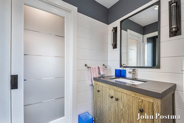 2929 Bonnell Avenue, East Grand Rapids, MI 49506