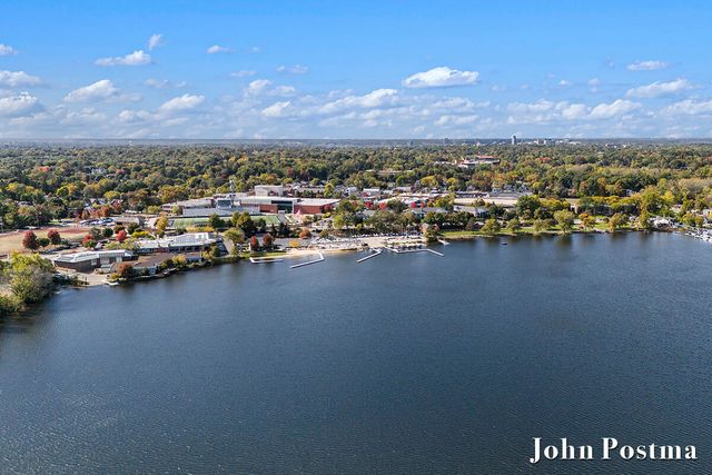 2929 Bonnell Avenue, East Grand Rapids, MI 49506