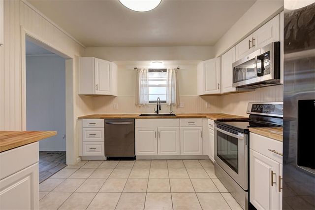 1724 N Fordson Avenue, Bethany, OK 73008