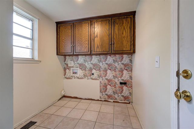 1724 N Fordson Avenue, Bethany, OK 73008