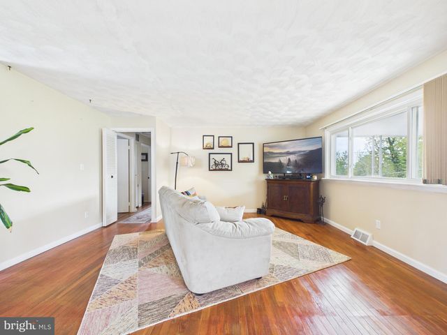 5127 MCFAUL RD, Baltimore, MD 21206