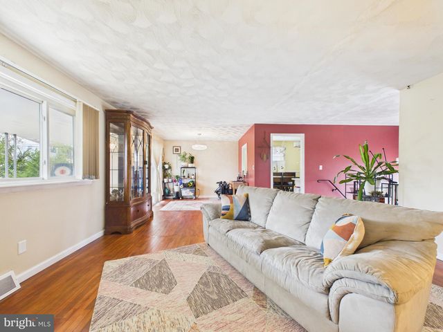 5127 MCFAUL RD, Baltimore, MD 21206