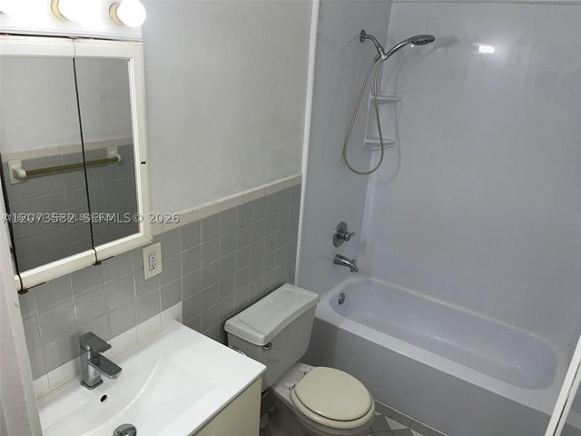 536 14th St 311, Miami Beach, FL 33139