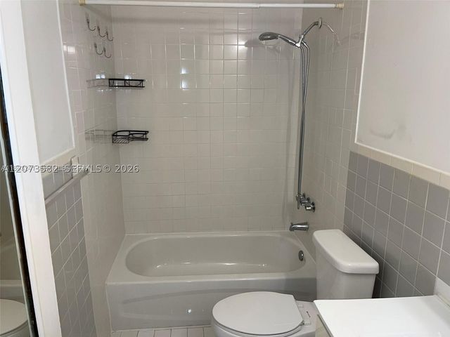 536 14th St 311, Miami Beach, FL 33139
