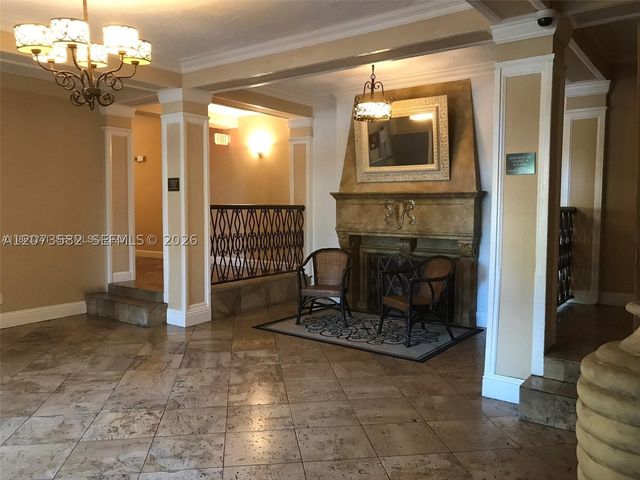 536 14th St 311, Miami Beach, FL 33139