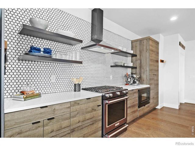 6295 King Court, Denver, CO 80221